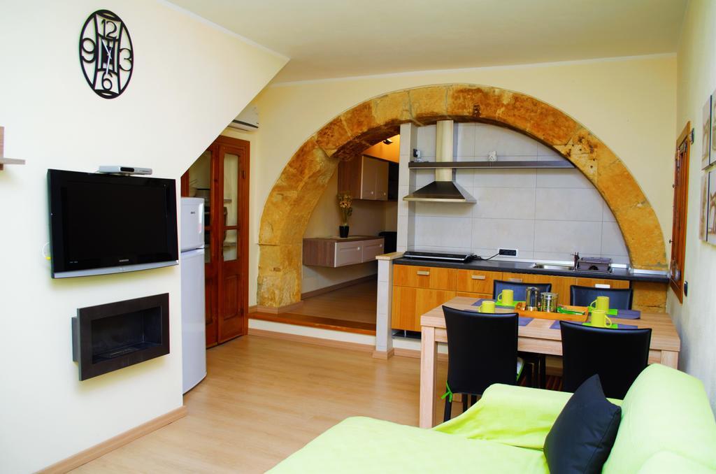 Appartamento San Giovanni Cagliari Habitación foto